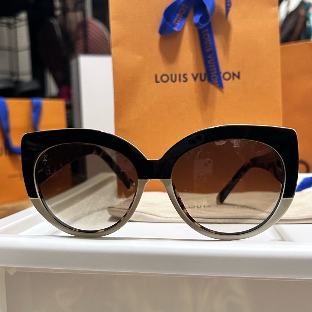 Louis Vuitton Black and Gold Sunglasses